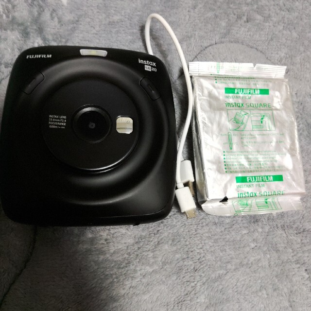 半額直販 チェキスクエアinstax SQUARE SQ20 フィルムカメラ