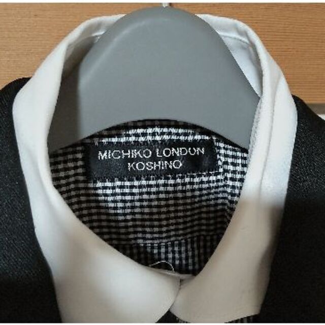 MICHIKO LONDON(ミチコロンドン)の男の子スーツ　４点セット キッズ/ベビー/マタニティのキッズ服男の子用(90cm~)(ドレス/フォーマル)の商品写真