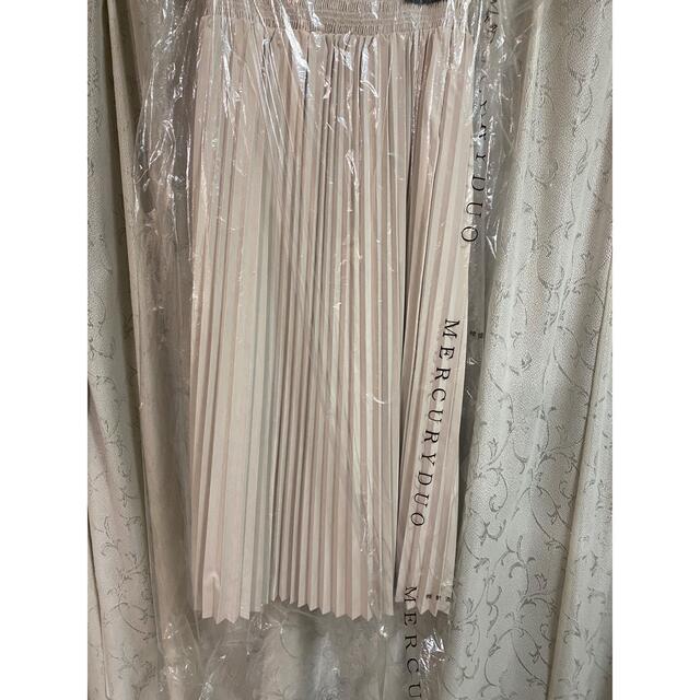 MERCURYDUO(マーキュリーデュオ)の超美品⭐︎フェイクレザーシャーリングスカート レディースのスカート(ロングスカート)の商品写真