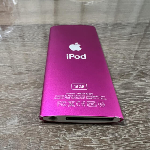 Apple(アップル)のiPod nano第4世代 メモリ16GB ピンク MB907J／A スマホ/家電/カメラのオーディオ機器(ポータブルプレーヤー)の商品写真