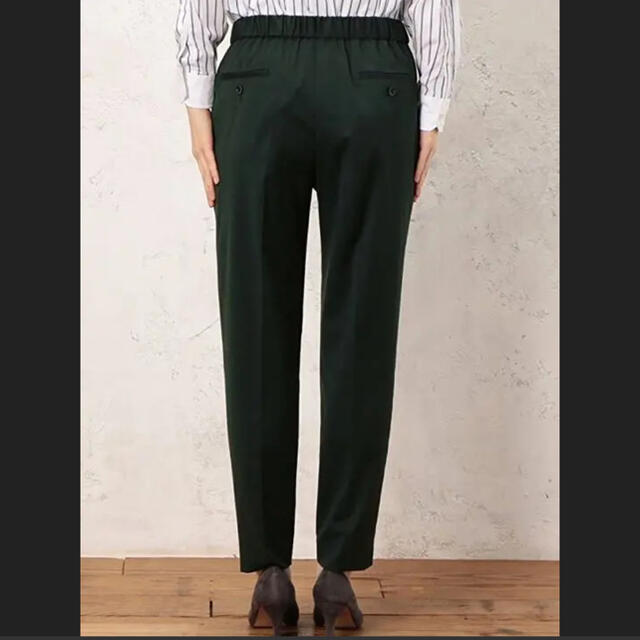 UNITED ARROWS green label relaxing(ユナイテッドアローズグリーンレーベルリラクシング)の【美品】テーパードパンツ レディースのパンツ(クロップドパンツ)の商品写真