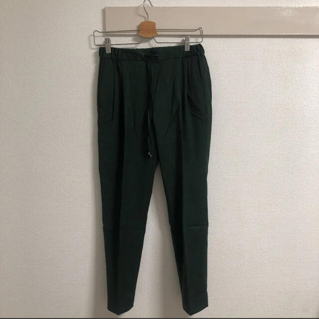 UNITED ARROWS green label relaxing(ユナイテッドアローズグリーンレーベルリラクシング)の【美品】テーパードパンツ レディースのパンツ(クロップドパンツ)の商品写真