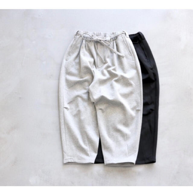 SMOOTH BALLOON PANTS  売り切れ商品