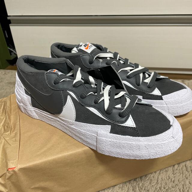 28.0 NIKE BLAZER LOW SACAI