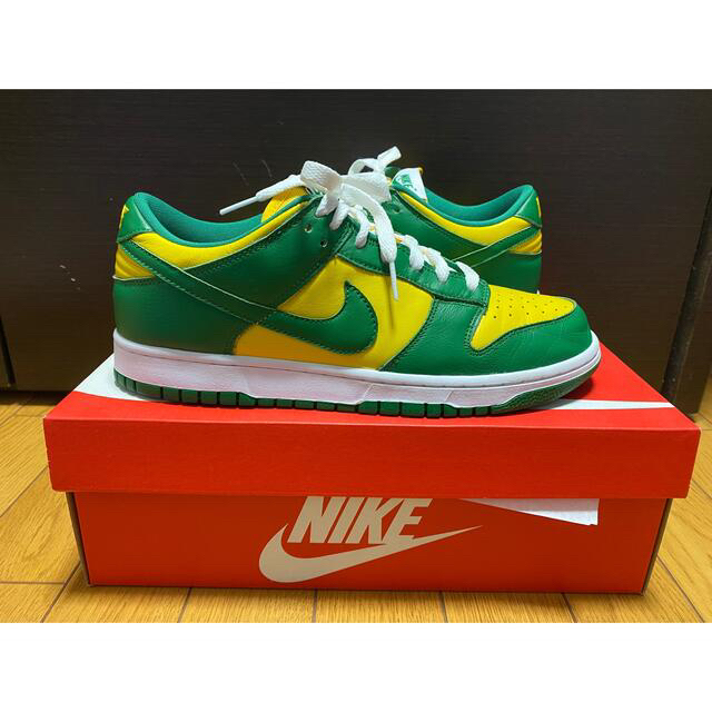 NIKE(ナイキ)のNIKE dunk low brazil 27.5cm メンズの靴/シューズ(スニーカー)の商品写真