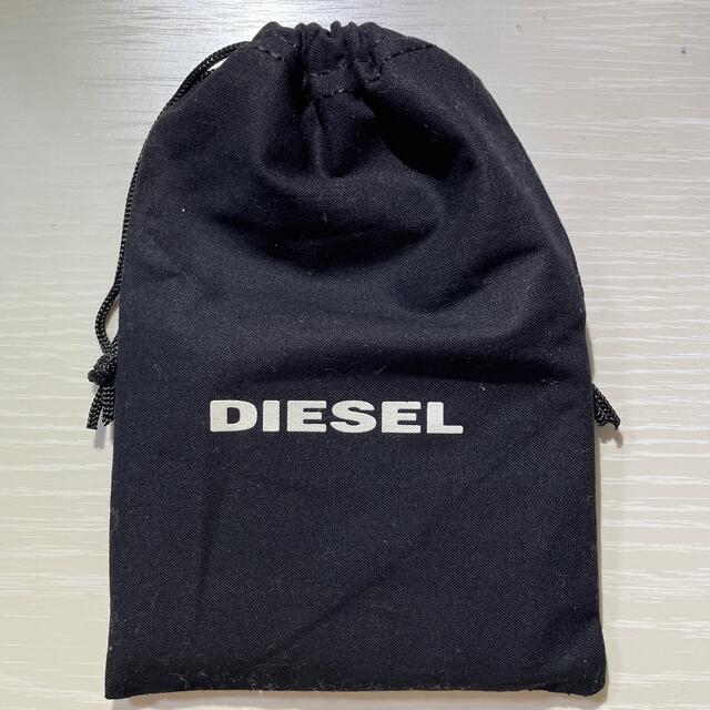 DIESEL(ディーゼル)のパスケース レディースのファッション小物(パスケース/IDカードホルダー)の商品写真