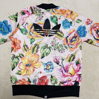 アディダス(adidas)のadidas アディダス　pink flower T.top　ジャージ　Sサイズ(ブルゾン)