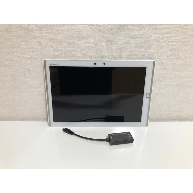 arrows(アローズ)のARROWS F-03G ＋HDMI変換器　中古　タブレット　Android スマホ/家電/カメラのPC/タブレット(タブレット)の商品写真