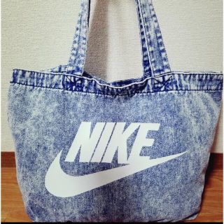 ナイキ(NIKE)のナイキ デニム ケミカルウォッシュ   トート ショルダー nike(トートバッグ)