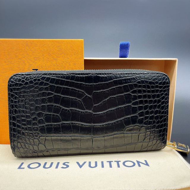 LOUIS VUITTON(ルイヴィトン)のスヌオ様専用　未使用　ルイヴィトン　クロコ　ジッピーエキゾチック　マット レディースのファッション小物(財布)の商品写真