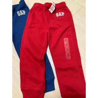 ベビーギャップ(babyGAP)の裏起毛　パンツ　スエット　GAP 新品　105(パンツ/スパッツ)