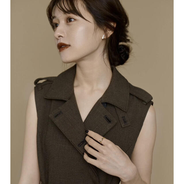 Noble(ノーブル)のSleeveless coat dress / L’Or  Brown レディースのワンピース(ロングワンピース/マキシワンピース)の商品写真