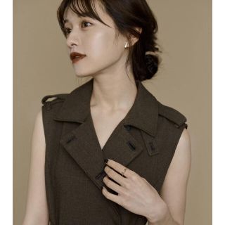 Sleeveless coat dress / L’Or  Brown