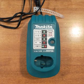 マキタ(Makita)のマキタ充電器　DC07SA(工具/メンテナンス)