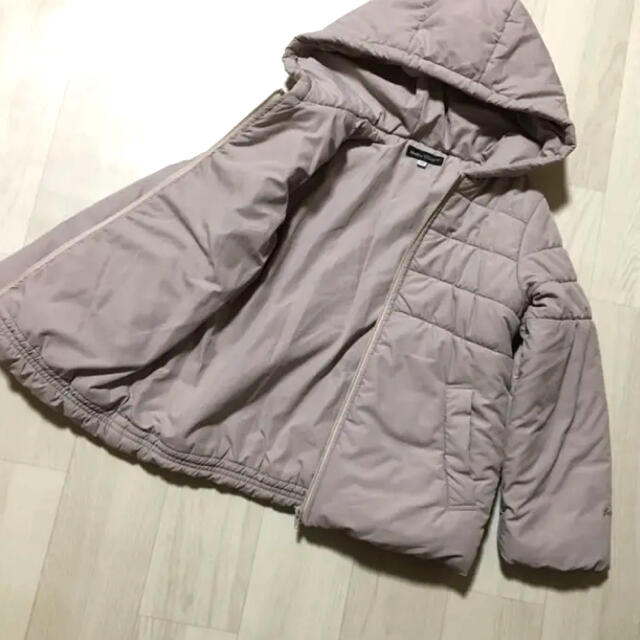 BeBe(ベベ)のBEBE べべ　シンプルお上品　コート キッズ/ベビー/マタニティのキッズ服女の子用(90cm~)(コート)の商品写真