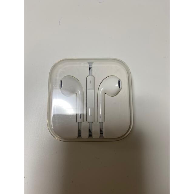 Apple(アップル)のApple 純正　イヤホン スマホ/家電/カメラのオーディオ機器(ヘッドフォン/イヤフォン)の商品写真