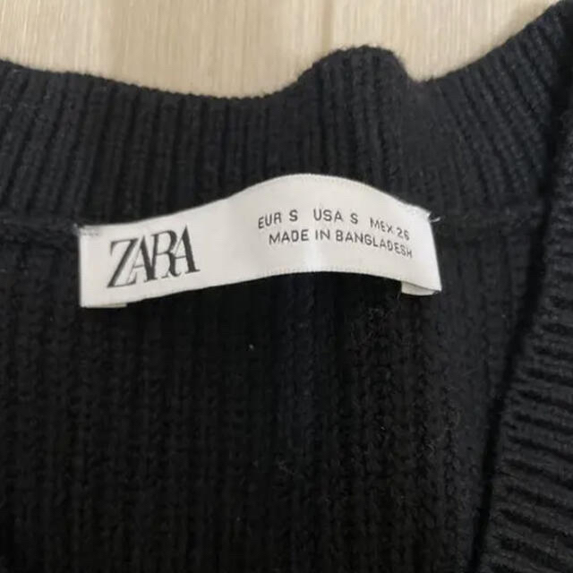 ZARA(ザラ)のZARA ニットベスト　黒 レディースのトップス(ベスト/ジレ)の商品写真