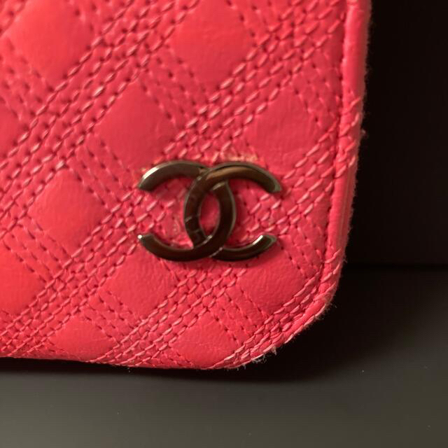 CHANEL(シャネル)の【正規品☆美品】シャネル　ラウンドジップ　長財布 正規品 レディースのファッション小物(財布)の商品写真