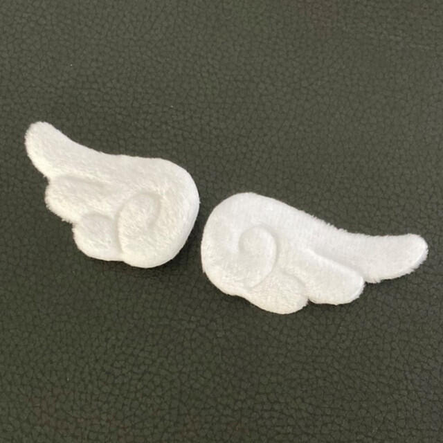 ヘアクリップ／天使の羽２個セット バレッタ ヘアピン 韓国