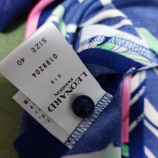 LEONARD - レオナール ブラウス 40の通販 by ピカリ's shop LEONARD - レオナール ブラウス 40の通販 by ピカリ's shop