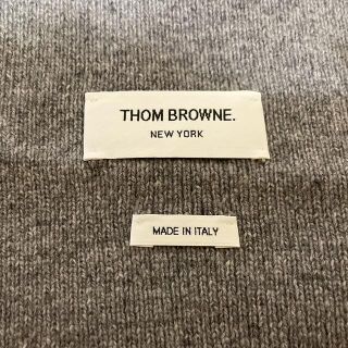 トムブラウン(THOM BROWNE)の【THOM BROWNE】マフラー(マフラー)