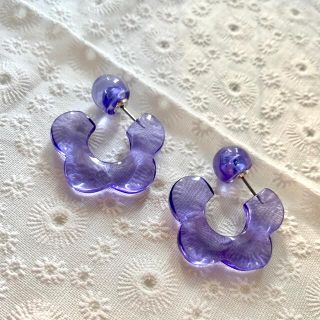 クリアフラワーピアス(ピアス)