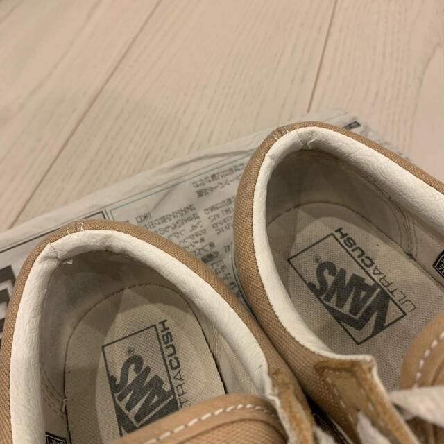 VANS(ヴァンズ)の【ラプンツェル様専用】VANS オールドスクール 25.5cm ベージュ レディースの靴/シューズ(スニーカー)の商品写真