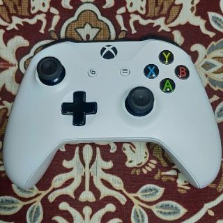 エックスボックス(Xbox)のXBOX ONE Wireless Controller(家庭用ゲーム機本体)