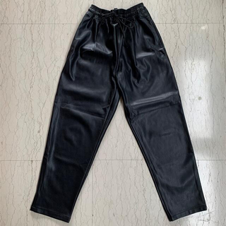 フリークスストア(FREAK'S STORE)のfake leather pants(カジュアルパンツ)