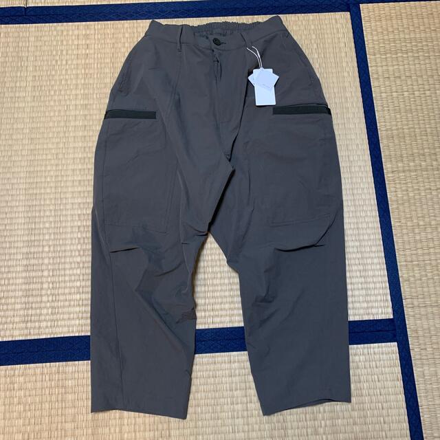 s様専用 GOOPiMADE Soft Box Basic Pants GRAY メンズのパンツ(ワークパンツ/カーゴパンツ)の商品写真