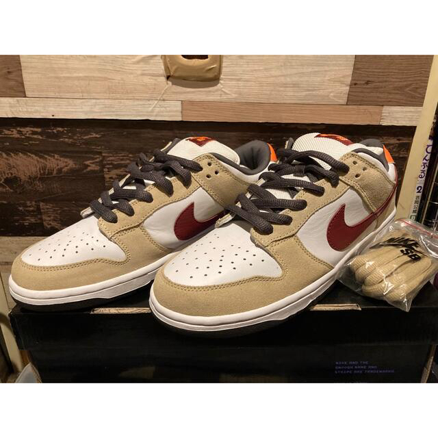 激レア NIKE DUNK LOW PRO SB crimson クリムゾンメンズ