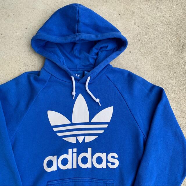 adidas originalsトレフォイル パーカー 3本ライン ブルー