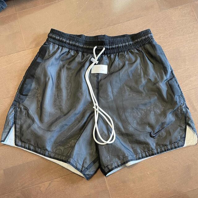 セール価格❗️Fear of god × Nike shorts Lサイズ - ショートパンツ