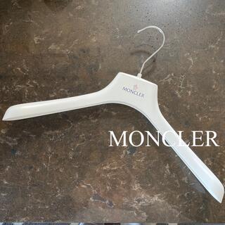 モンクレール(MONCLER)のMONCLERハンガー(押し入れ収納/ハンガー)