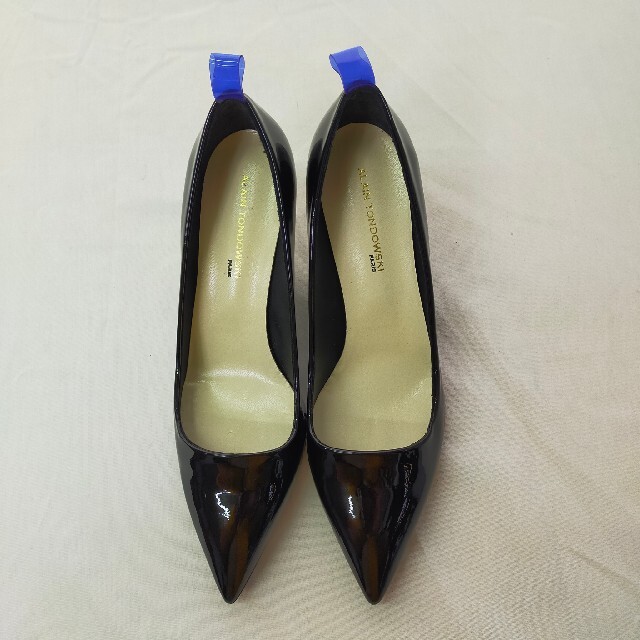 ALAIN TONDOWSKI クリアヒール エナメル パンプス 23.5cm レディースの靴/シューズ(ハイヒール/パンプス)の商品写真