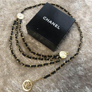 シャネル(CHANEL)の未使用⭐︎CHANEL ヴィンテージ 3連チェーンベルト CCコインモチーフ(ベルト)