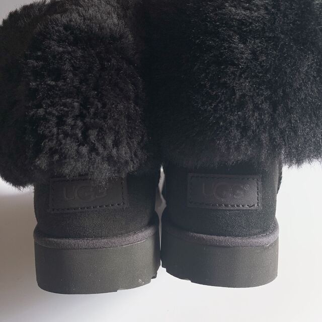 UGG(アグ)の★UGG★ムートンブーツ26cm 室内試着のみ。(足のサイズ24.5〜) レディースの靴/シューズ(ブーツ)の商品写真