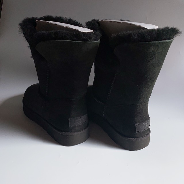 UGG(アグ)の★UGG★ムートンブーツ26cm 室内試着のみ。(足のサイズ24.5〜) レディースの靴/シューズ(ブーツ)の商品写真