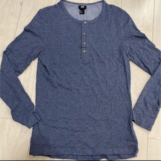 エイチアンドエム(H&M)のH&M エイチアンドエム　ヘンリーネック　長袖　青　メンズ(Tシャツ/カットソー(七分/長袖))