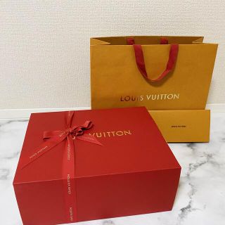 ルイヴィトン(LOUIS VUITTON)のルイヴィトン　LOUISVUITTON 箱　ショッパー　2021 クリスマス(ショップ袋)