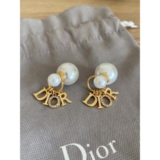 クリスチャンディオール(Christian Dior)のdior ピアス　パール(ピアス)