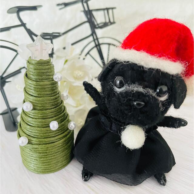 羊毛フェルト　動物ポンポン　パグ　クリスマス　★ハンドメイド★ハンドメイド