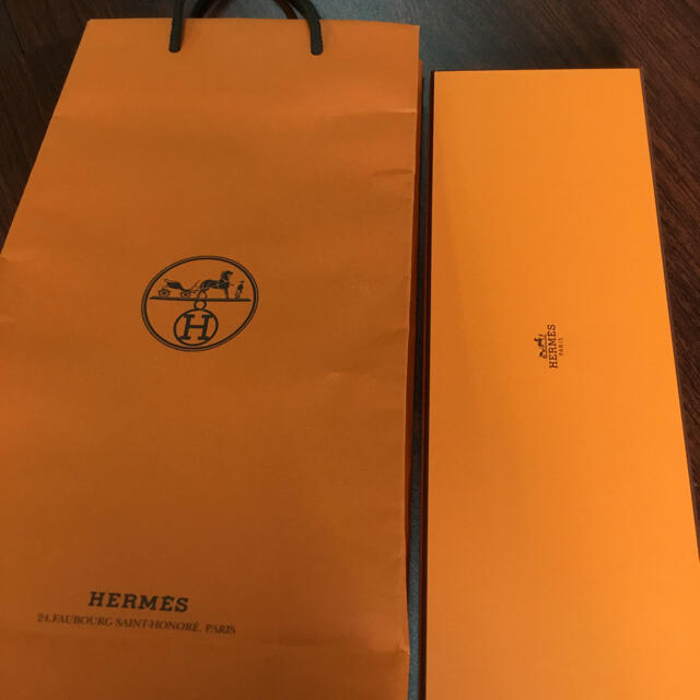 Hermes(エルメス)のHERMES エルメス　ネクタイ　新品未使用　タグ付き メンズのファッション小物(ネクタイ)の商品写真