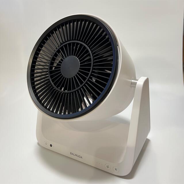 BALMUDA(バルミューダ)のBALMUDA GreenFan C2 サーキュレーター A02A-WK スマホ/家電/カメラの冷暖房/空調(サーキュレーター)の商品写真