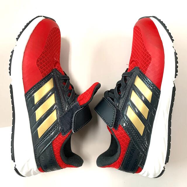 adidas(アディダス)のアディダス　スニーカー　20センチ キッズ/ベビー/マタニティのキッズ靴/シューズ(15cm~)(スニーカー)の商品写真