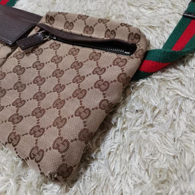 Gucci(グッチ)の【美品】GUCCI グッチ GG柄 シェリーライン ボディーバッグ キャンバス メンズのバッグ(ウエストポーチ)の商品写真