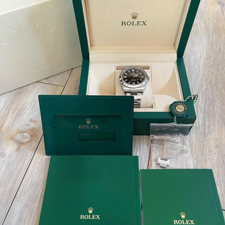 ロレックス(ROLEX)のロレックス　エクスプローラー1 214270 後期モデル　極美品　2020年8月(腕時計(アナログ))