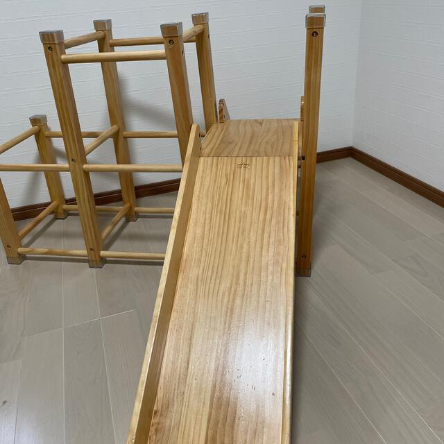 木の滑り台RIZKlZ www.krzysztofbialy.com