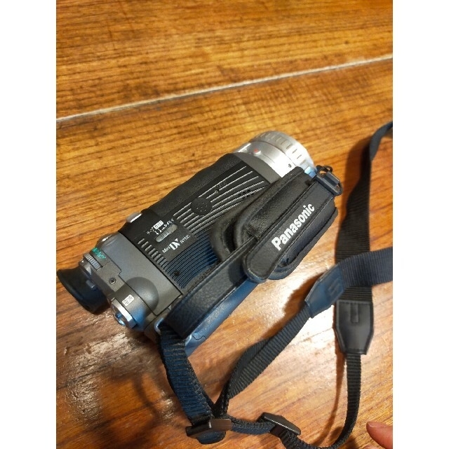 Panasonic(パナソニック)のPanasonic NV-GS100　ジャンク スマホ/家電/カメラのカメラ(ビデオカメラ)の商品写真