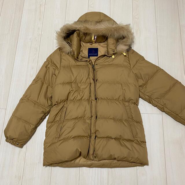 MONCLER ダウンジャケットナイロン100％ダウンサイズ